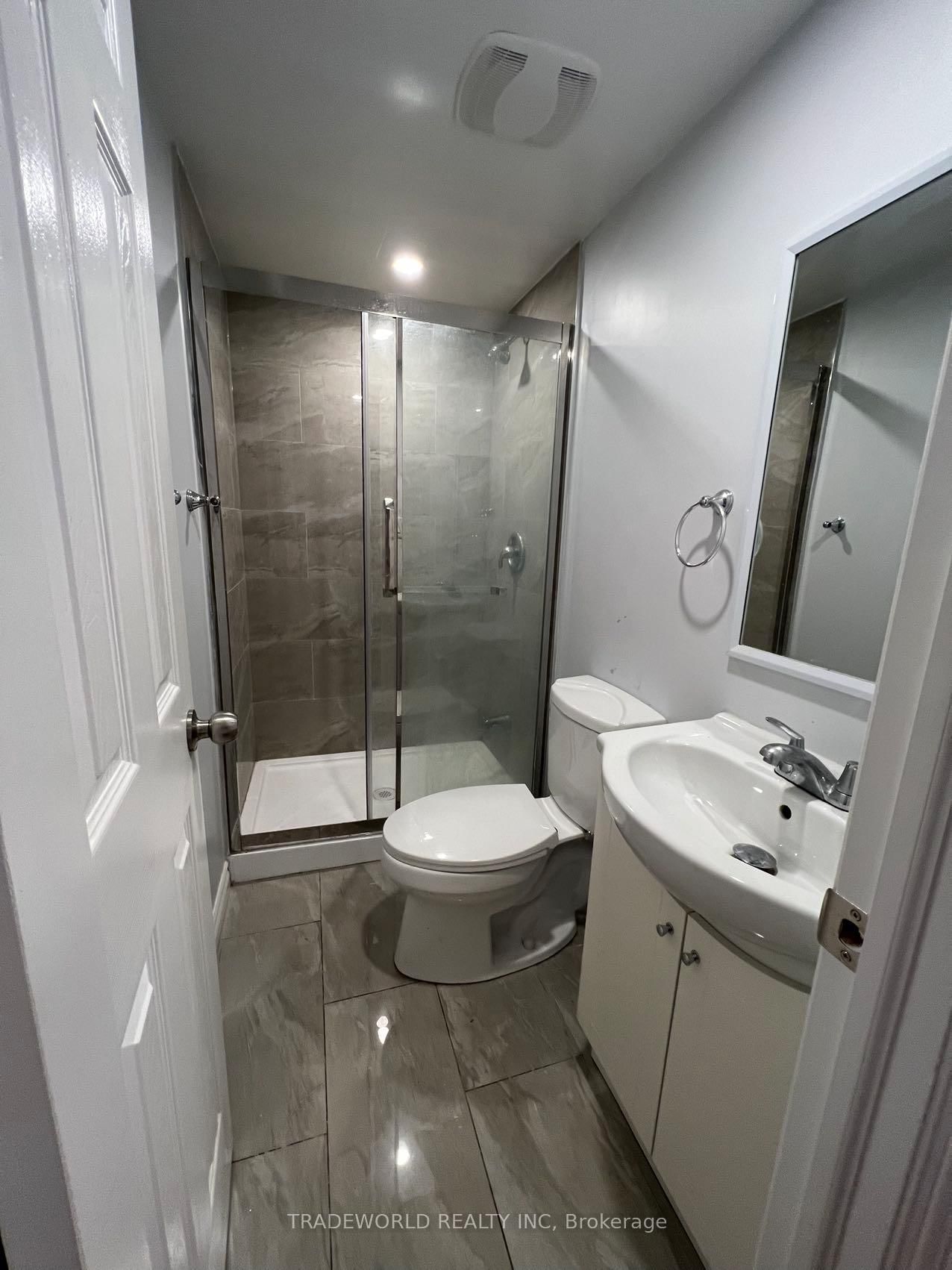 25 Linelle Street, Unit ( Basement ) - Photo 7