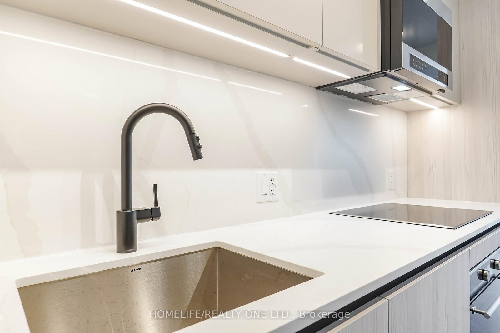 Condo for sale at 1207-425 Front Street, Toronto, Ontario, M5A 1G9 - Waterfront Communities C8 - MLS: C12893226