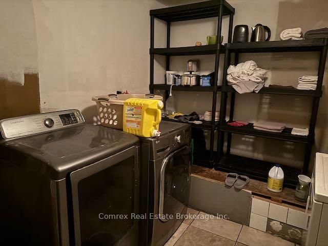 245 Gerrard Street E, Unit B - Photo 10