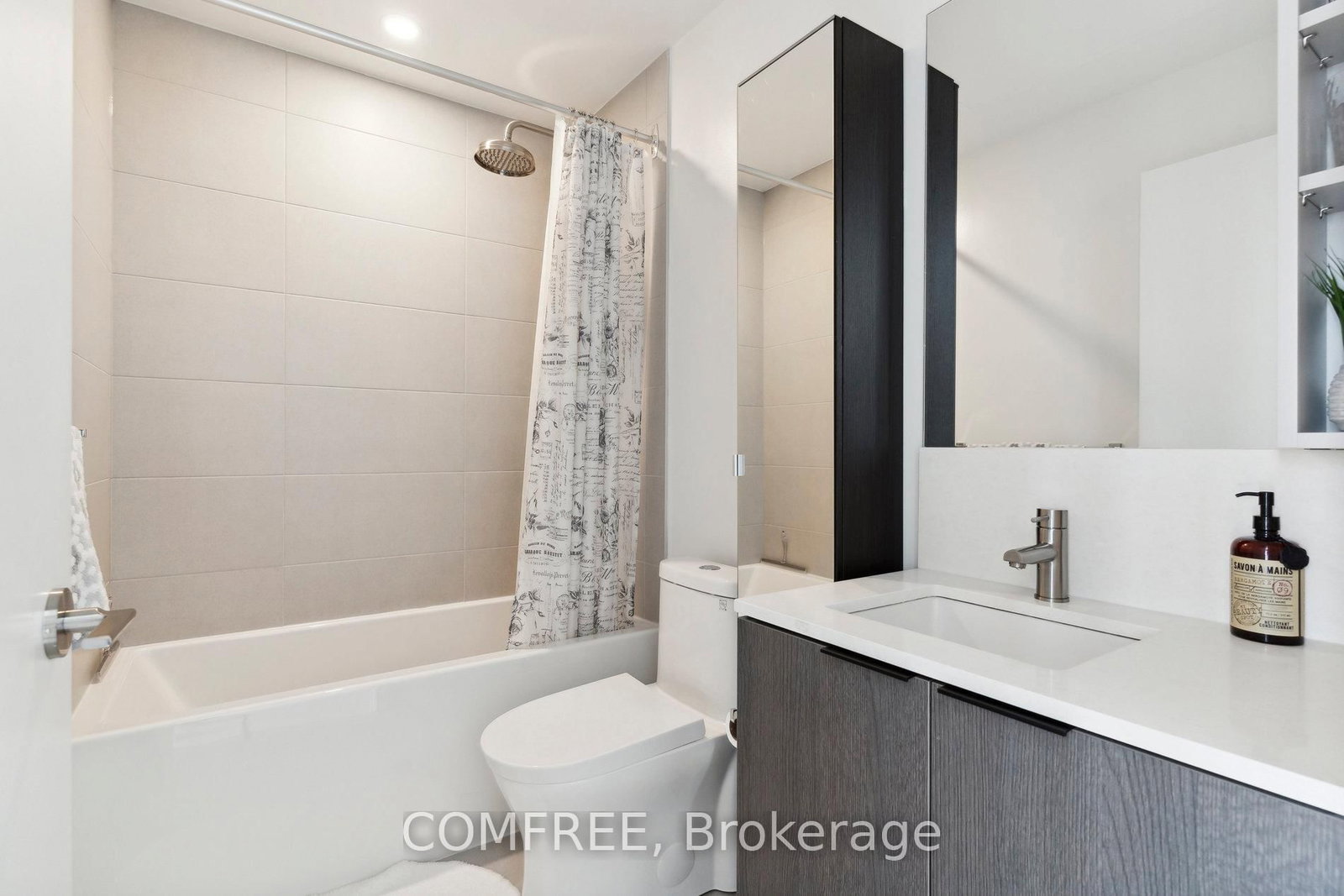 55 Mercer Street • #4102 • Toronto, ON photo 15