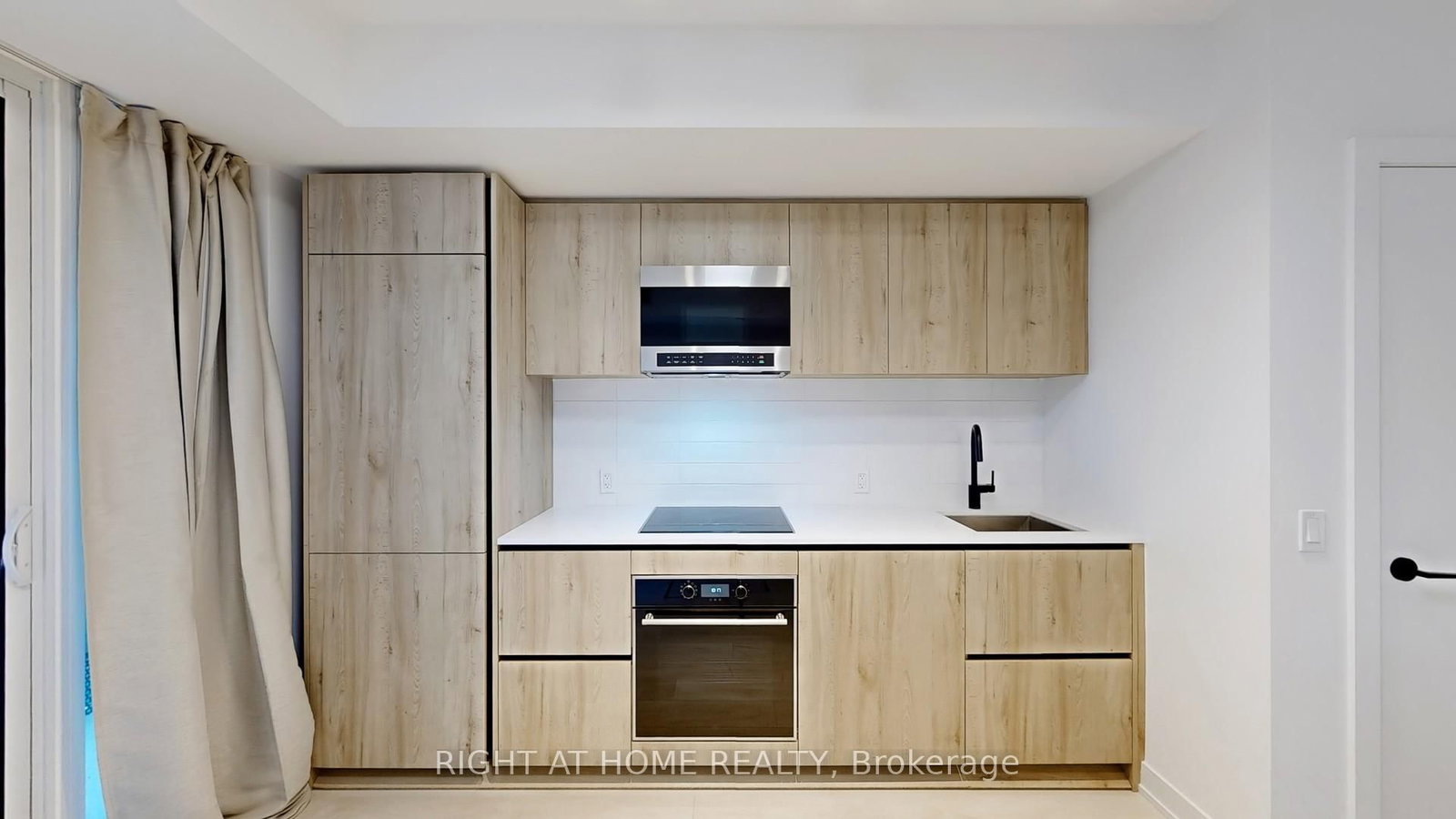 Condo for lease at 308-117 Broadway Avenue, Toronto, Ontario, M4P 1V3 - Mount Pleasant West - MLS: C12894308