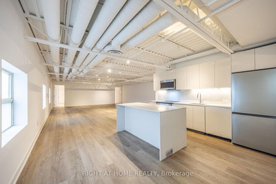2R-2ND FLOOR REAR - 550 College St | Toronto | Image