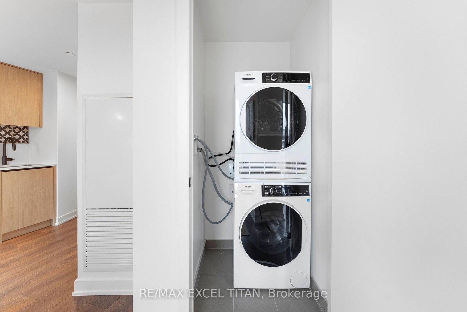 Condo for sale at 703-5 Lakeview Avenue, Toronto, Ontario, M6J 0H3 - Trinity-Bellwoods - MLS: C12895656