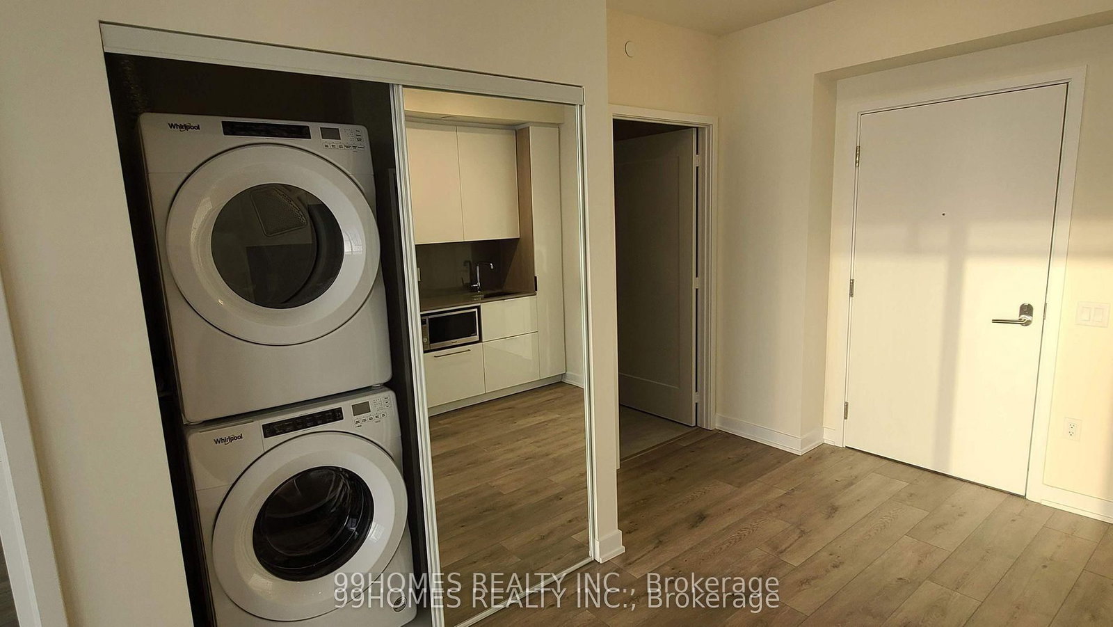 28 Freeland Street, Unit 5003 - Photo 17