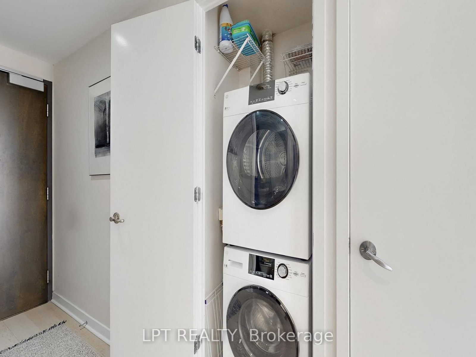 Condo for sale at 403-281 Mutual Street, Toronto, Ontario, M4Y 3C4 - Church-Yonge Corridor - MLS: C12895852