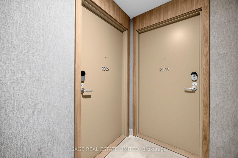 2002 - 1 Quarrington Lane, Toronto, M3C 0S4 | Image 2