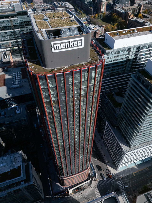 2502 - 180 Front Street E