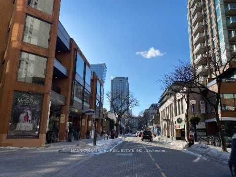 #206 ( previous #208) - 69 Yorkville Ave, Toronto, M5R 1B8 | Image 2