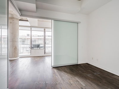 Unit 1005 — 560 King Street W — photo 4
