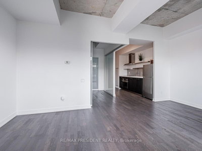 Unit 1005 — 560 King Street W — photo 5