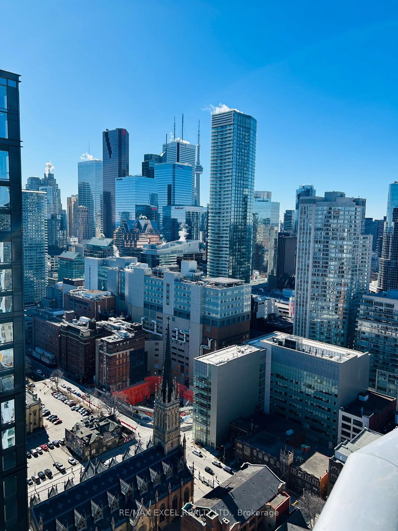 home for lease on 3707-100 Dalhousie Street