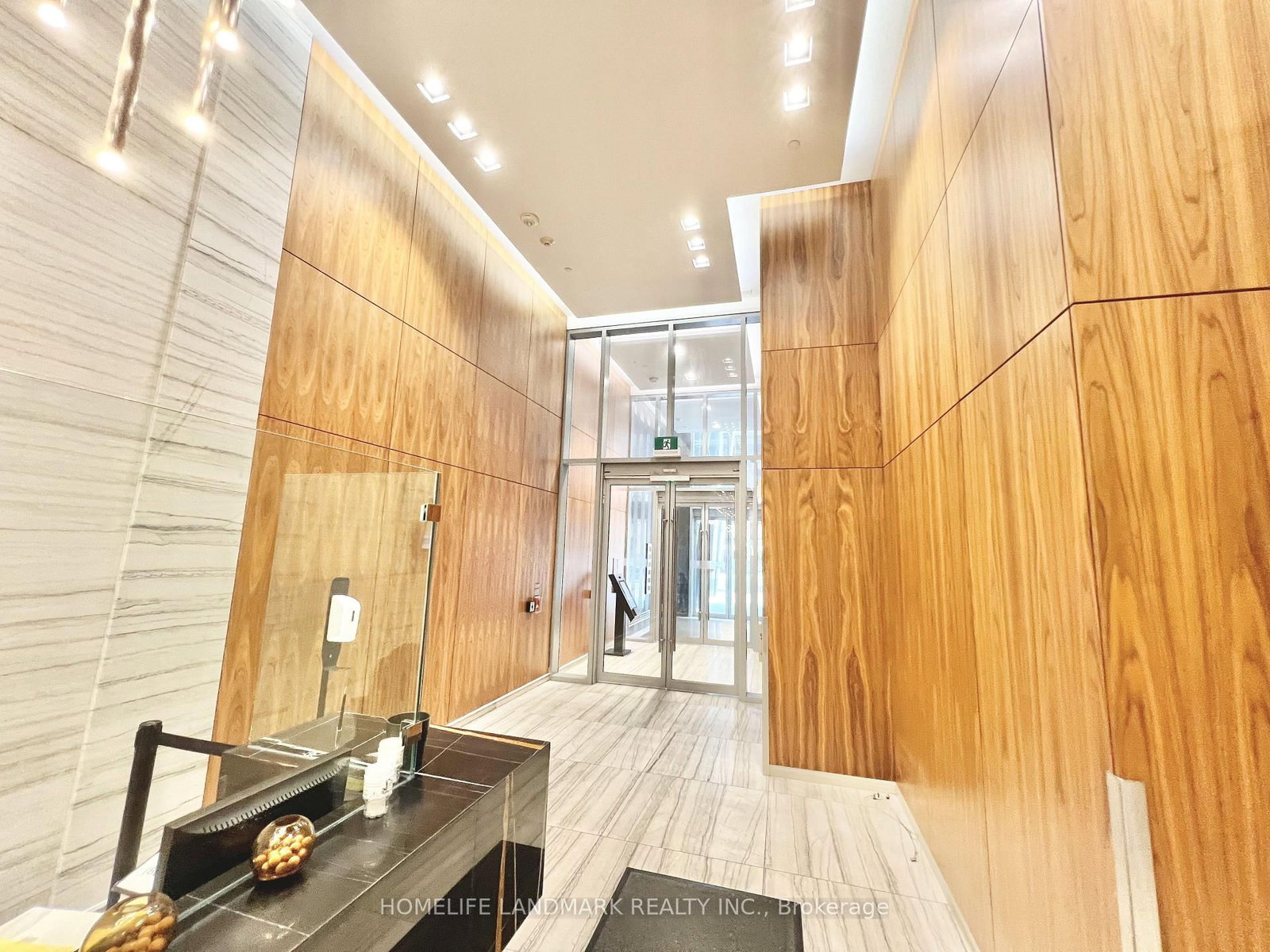 8 Eglinton Avenue E, Unit 2207 - Photo 31