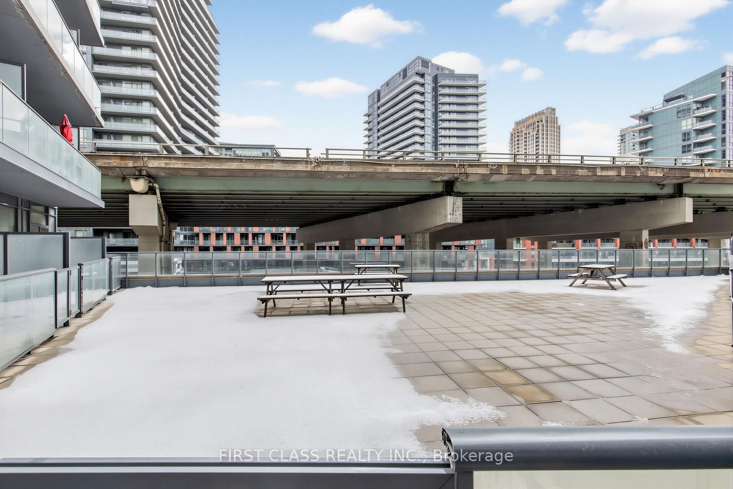 169 Fort York Boulevard, Unit 216 - Photo 32