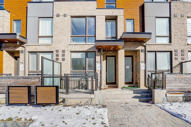 112 GREEN GARDENS Boulevard