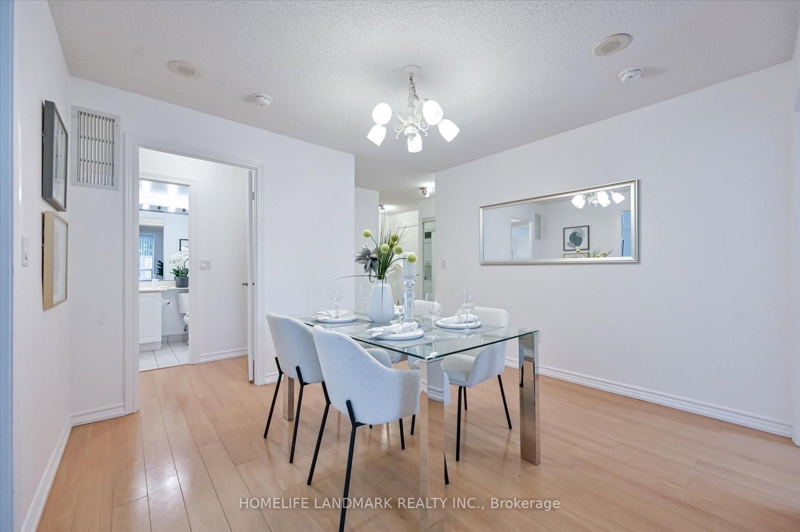 18 Sommerset Way, Unit 206 - Photo 12