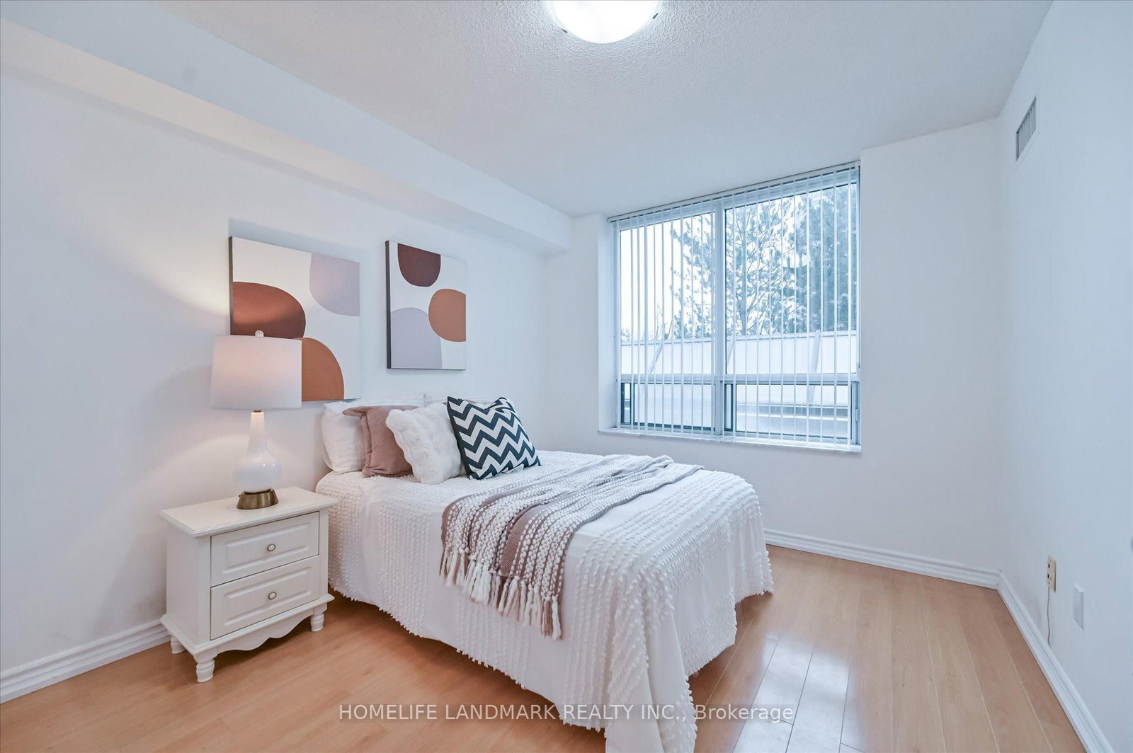 18 Sommerset Way, Unit 206 - Photo 19