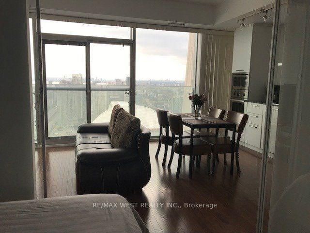 4507 - 14 York Street