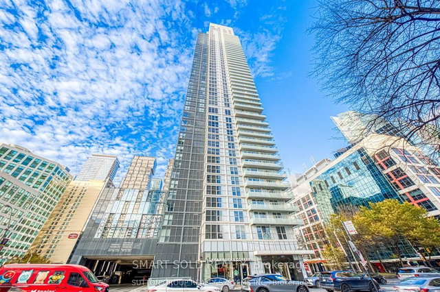 1712 - 300 Front Street W
