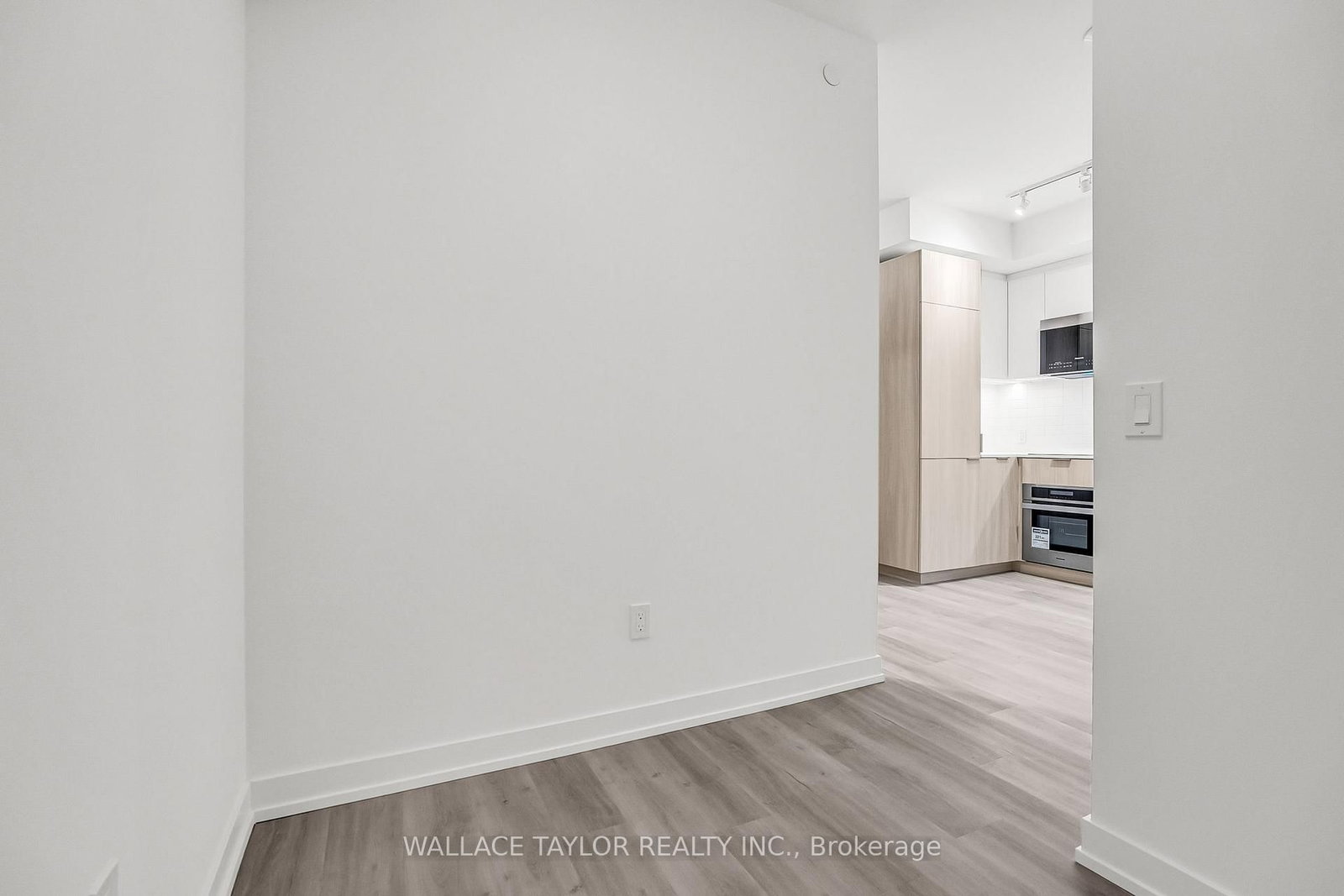 28 Eastern Avenue, Unit 823 - Photo 11