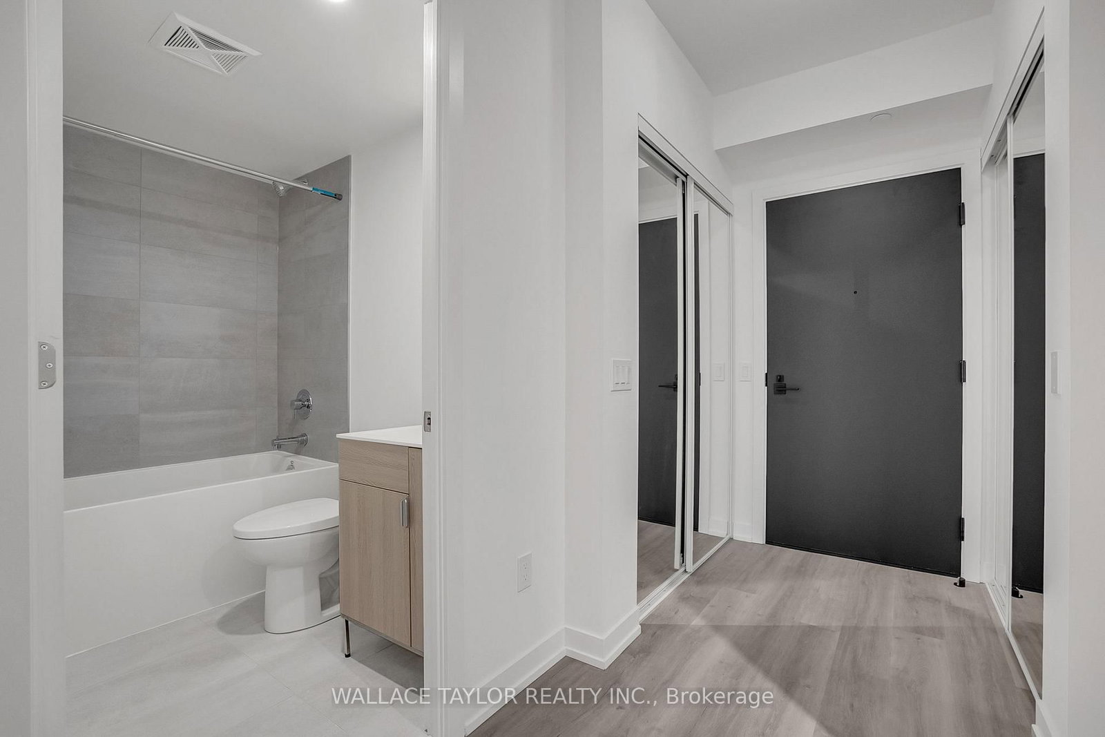 28 Eastern Avenue, Unit 823 - Photo 3