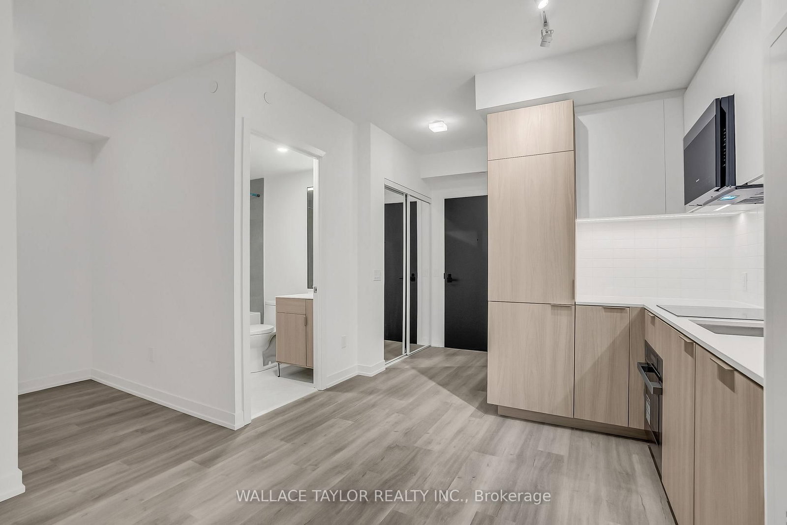 28 Eastern Avenue, Unit 823 - Photo 5