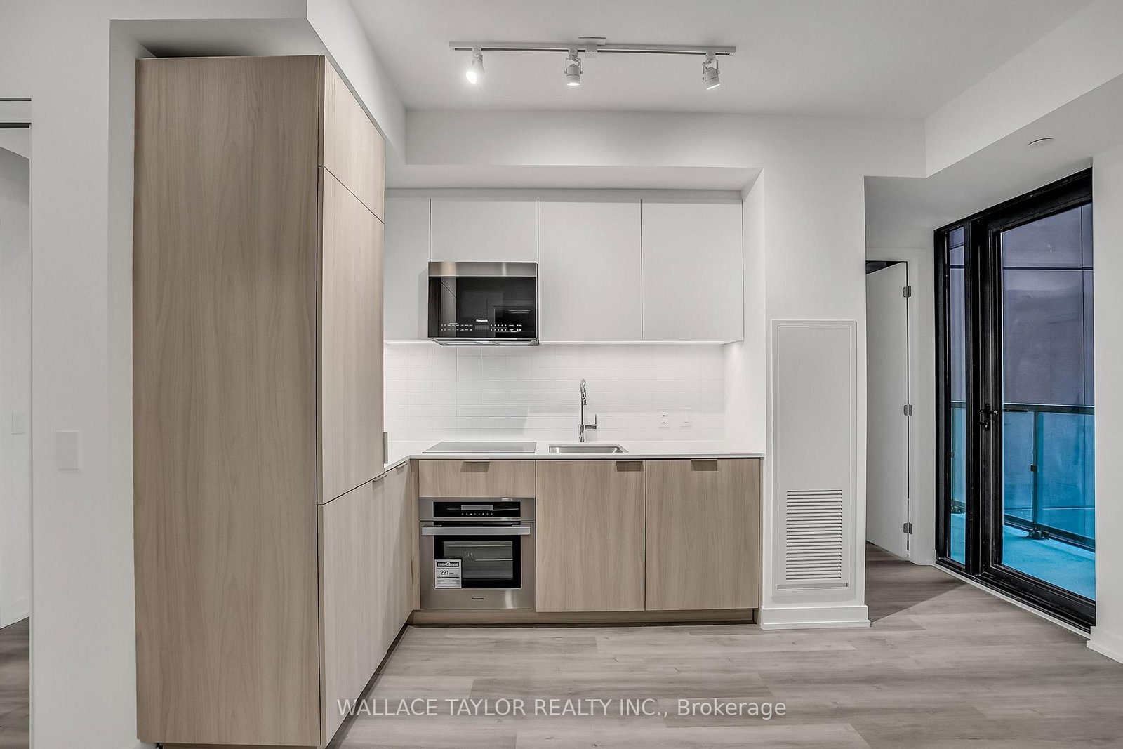 28 Eastern Avenue, Unit 823 - Photo 6