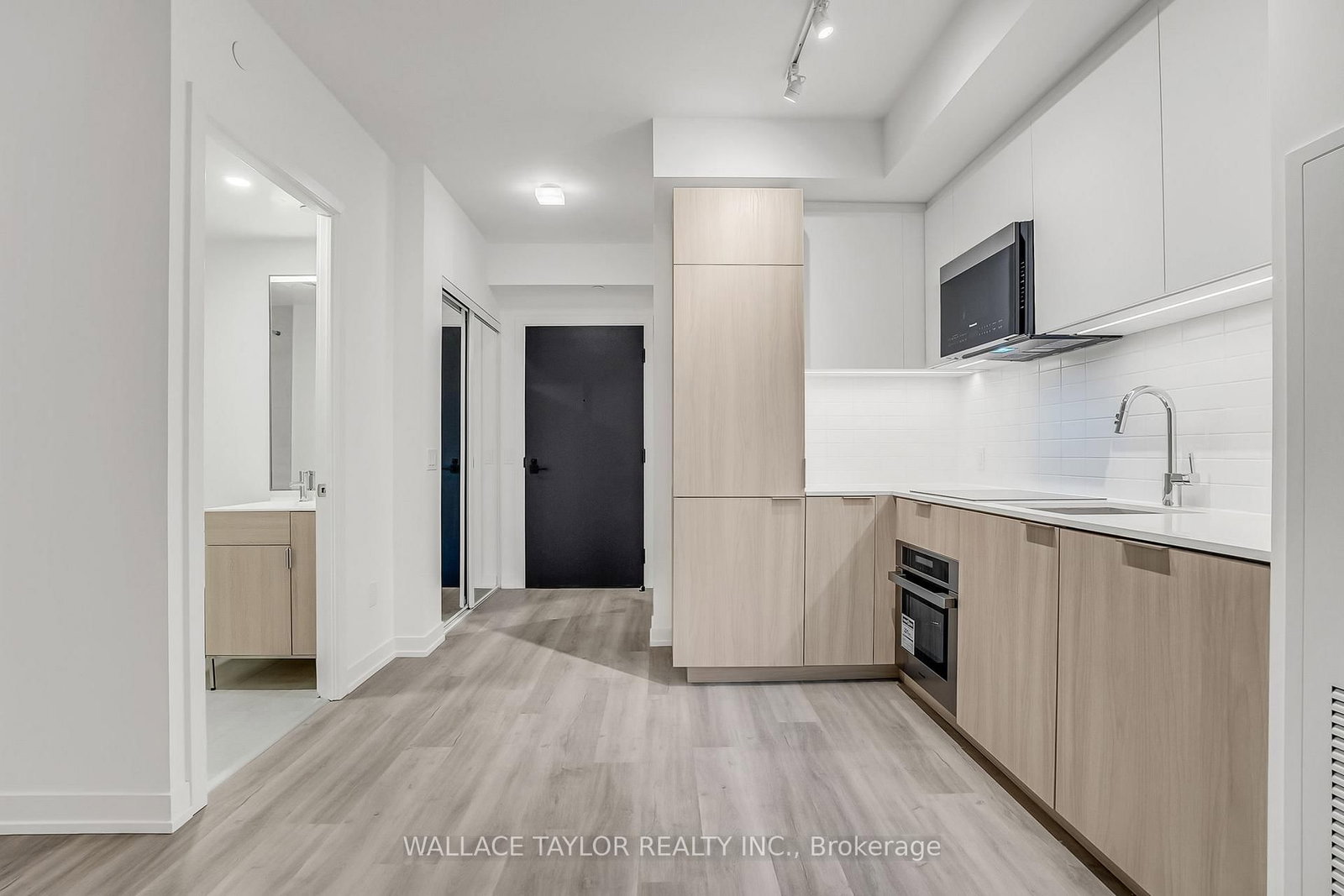 28 Eastern Avenue, Unit 823 - Photo 8