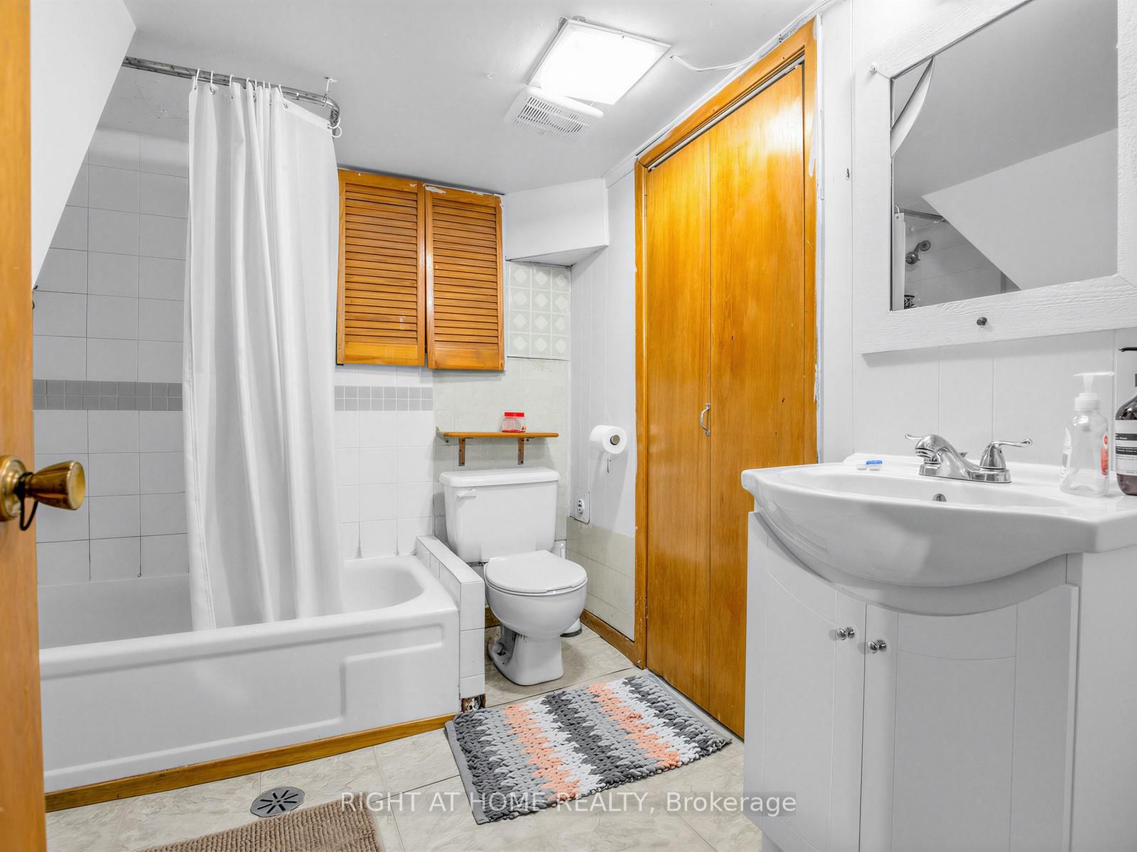 Townhouse for sale at 96 Massey Street, Toronto, Ontario, M6J 2T4 - Niagara - MLS: C12899006