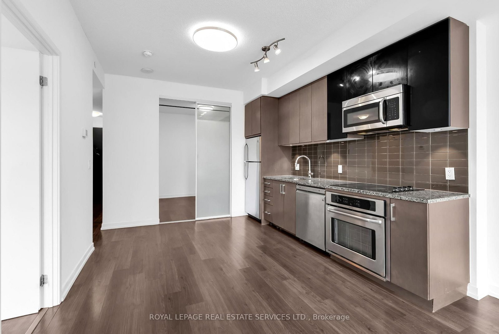 Condo for sale at 208-98 Lillian Street, Toronto, Ontario, M4S 0A5 - Mount Pleasant West - MLS: C12899236