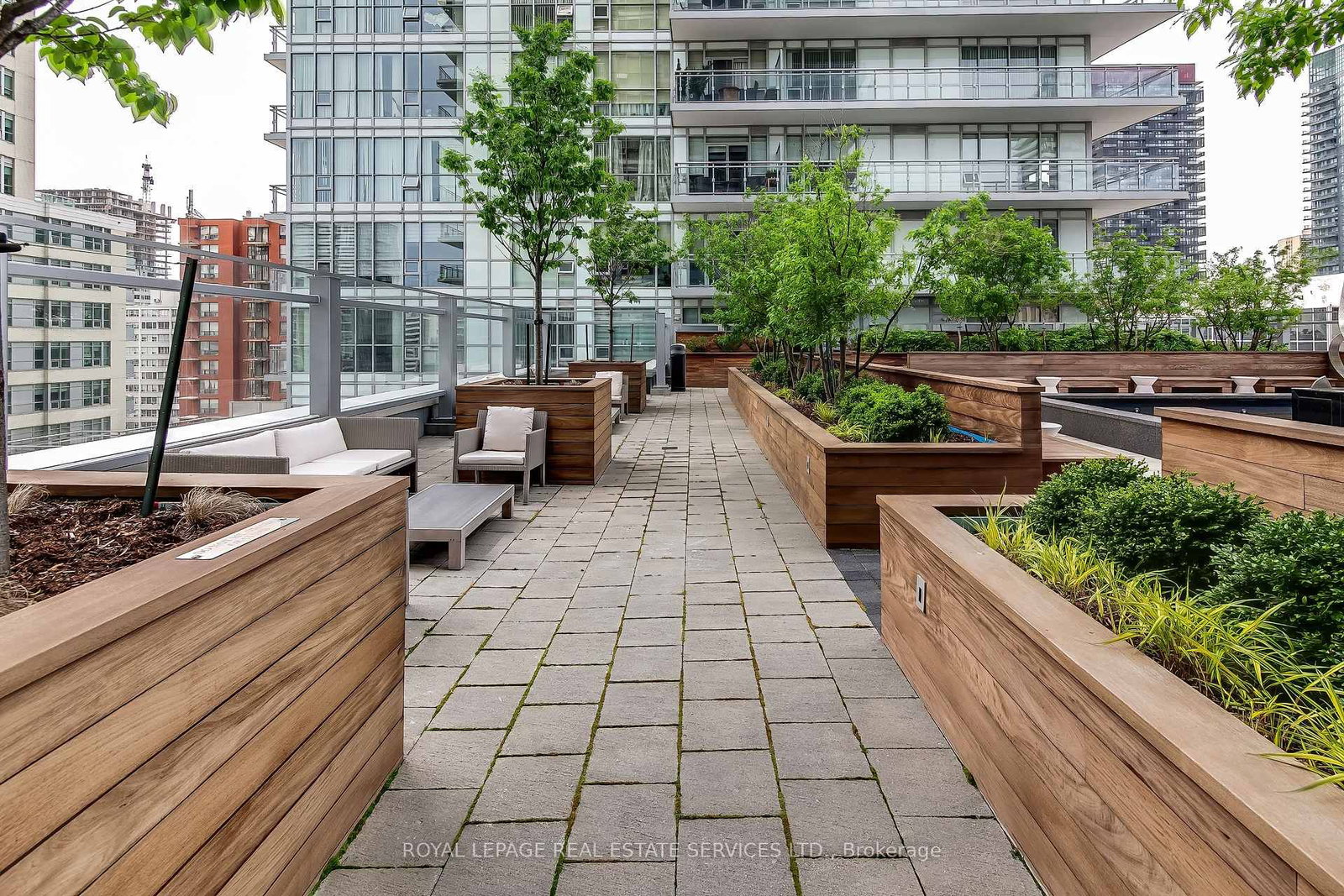 Condo for sale at 208-98 Lillian Street, Toronto, Ontario, M4S 0A5 - Mount Pleasant West - MLS: C12899236