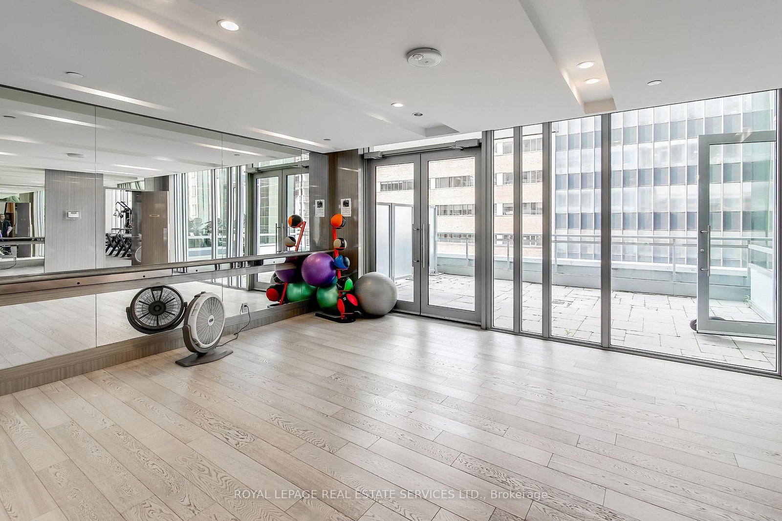 Condo for sale at 208-98 Lillian Street, Toronto, Ontario, M4S 0A5 - Mount Pleasant West - MLS: C12899236