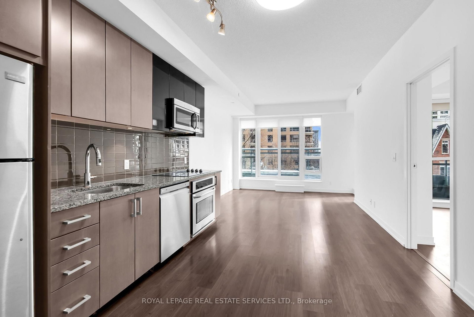Condo for sale at 208-98 Lillian Street, Toronto, Ontario, M4S 0A5 - Mount Pleasant West - MLS: C12899236