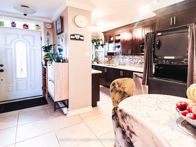 316 - 140 Leeward Glenway