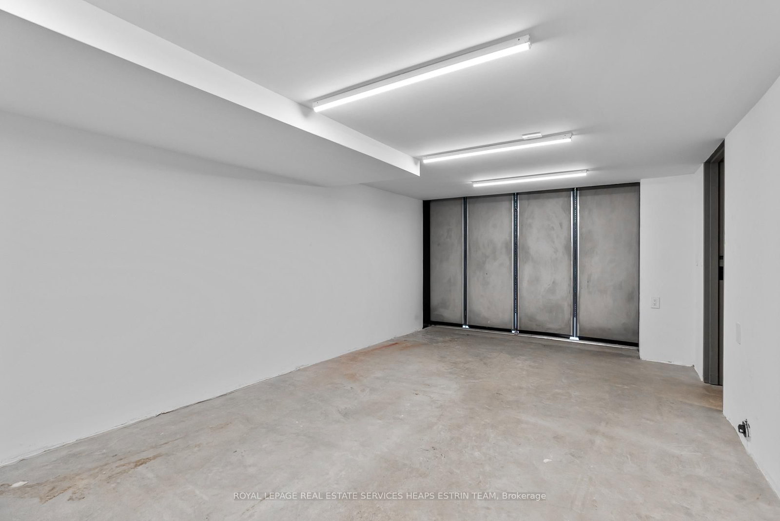 Semi-Detached House for sale at 44 Foxley Street, Toronto, Ontario, M6J 1R1 - Trinity-Bellwoods - MLS: C12899708