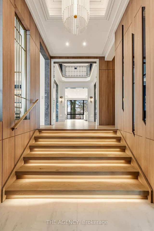 149 Highland Crescent