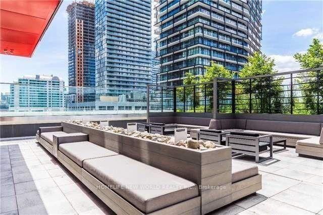 Condo for sale at 2703-318 Richmond Street, Toronto, Ontario, M5V 1X2 - Waterfront Communities C1 - MLS: C12899884