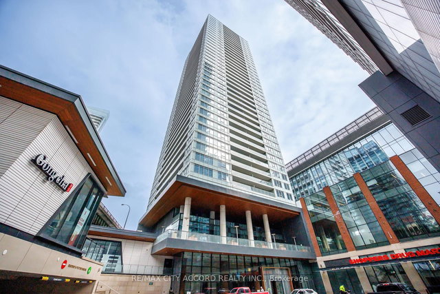 2015 - 17 Bathurst Street