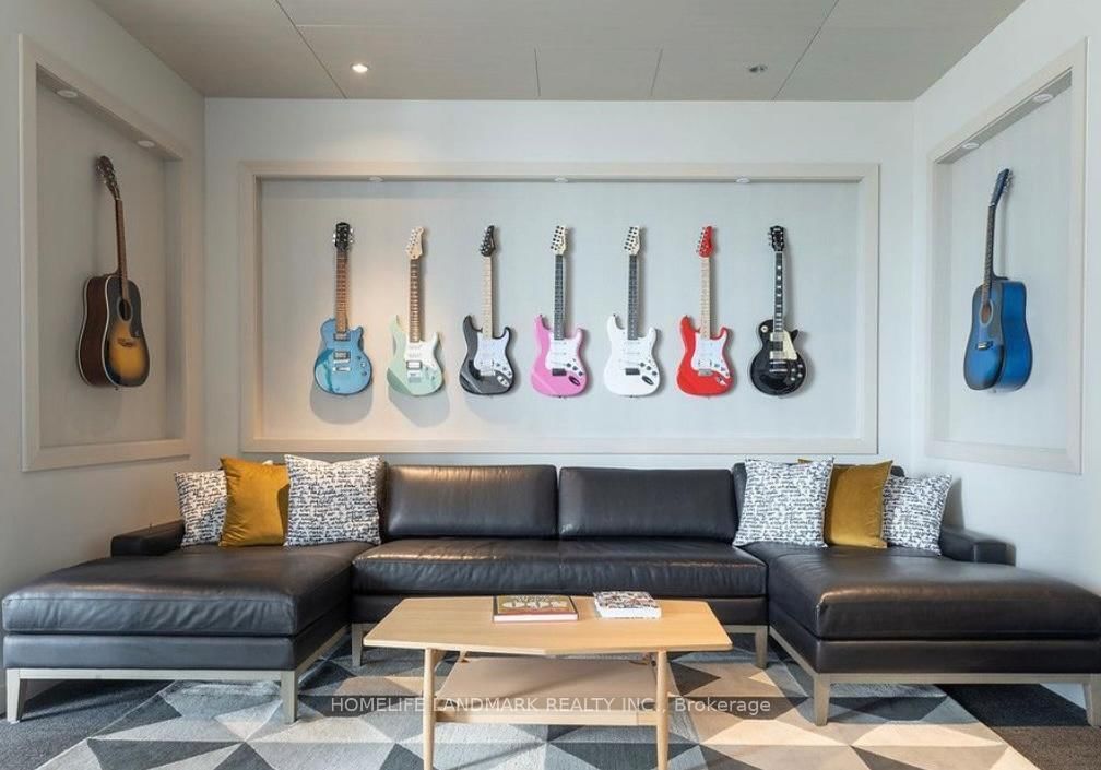 138 Downes Street, Unit 2806 - Photo 5