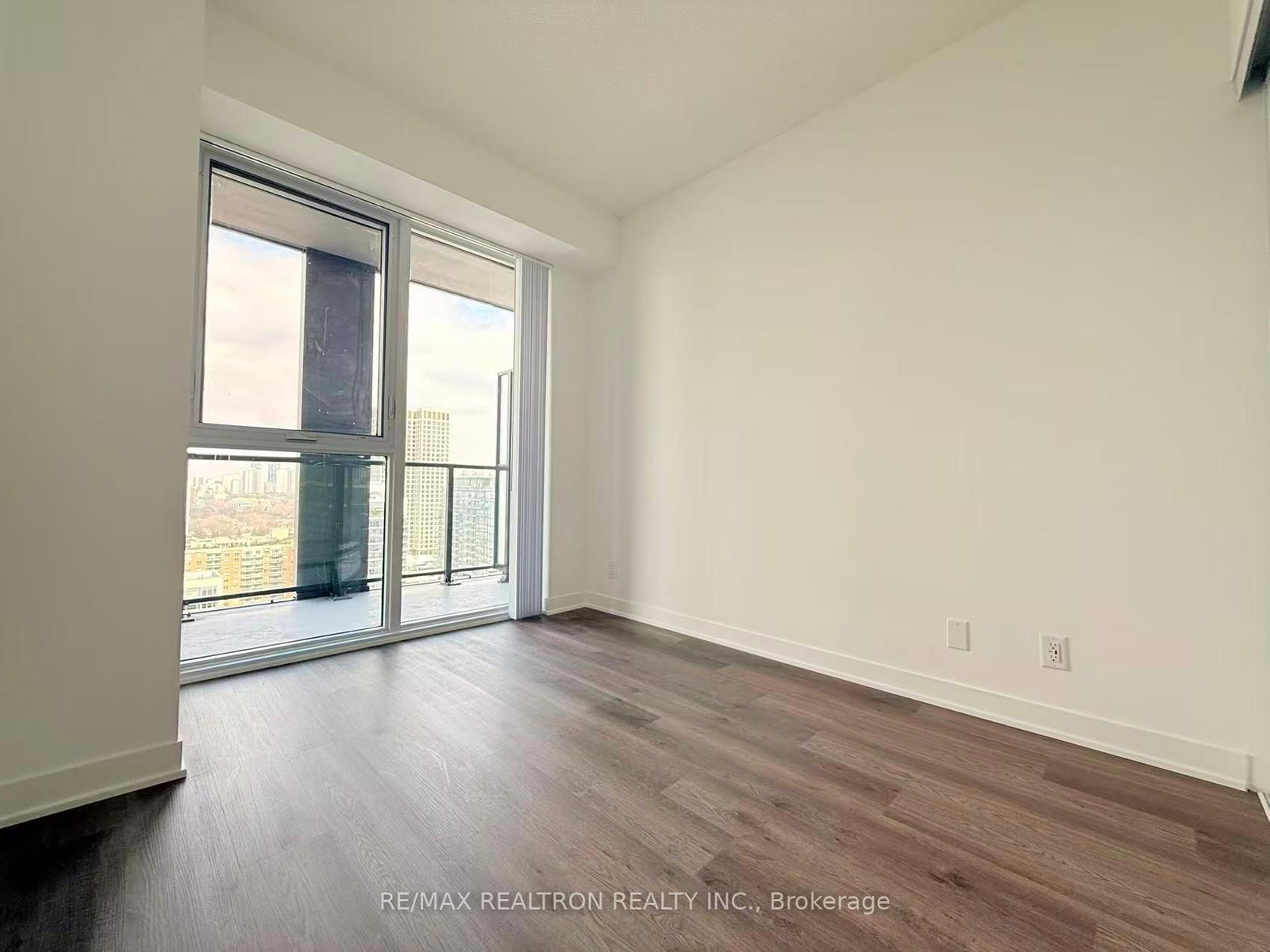 180 Front Street E, Unit 2616 - Photo 12