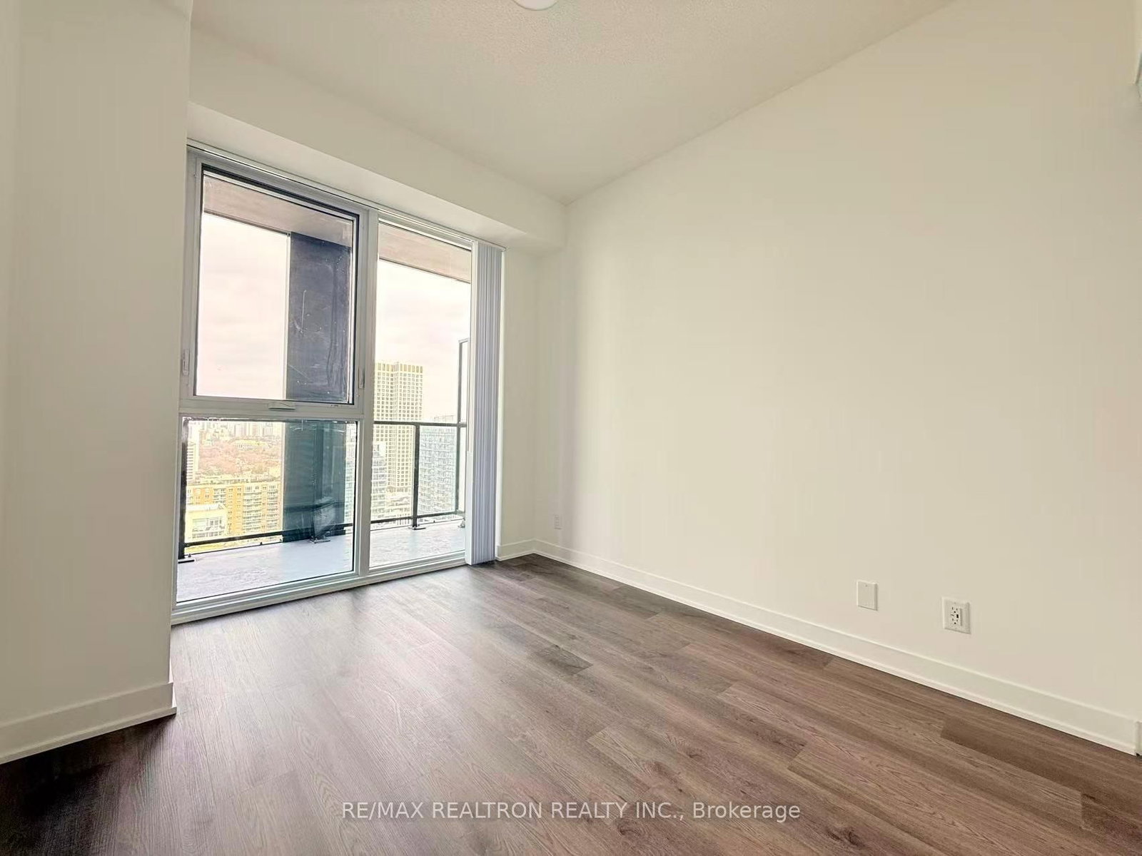 180 Front Street E, Unit 2616 - Photo 14