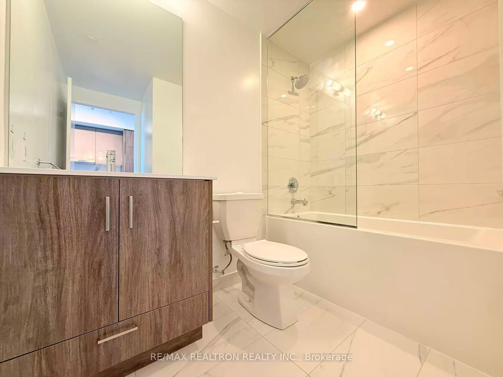 180 Front Street E, Unit 2616 - Photo 15