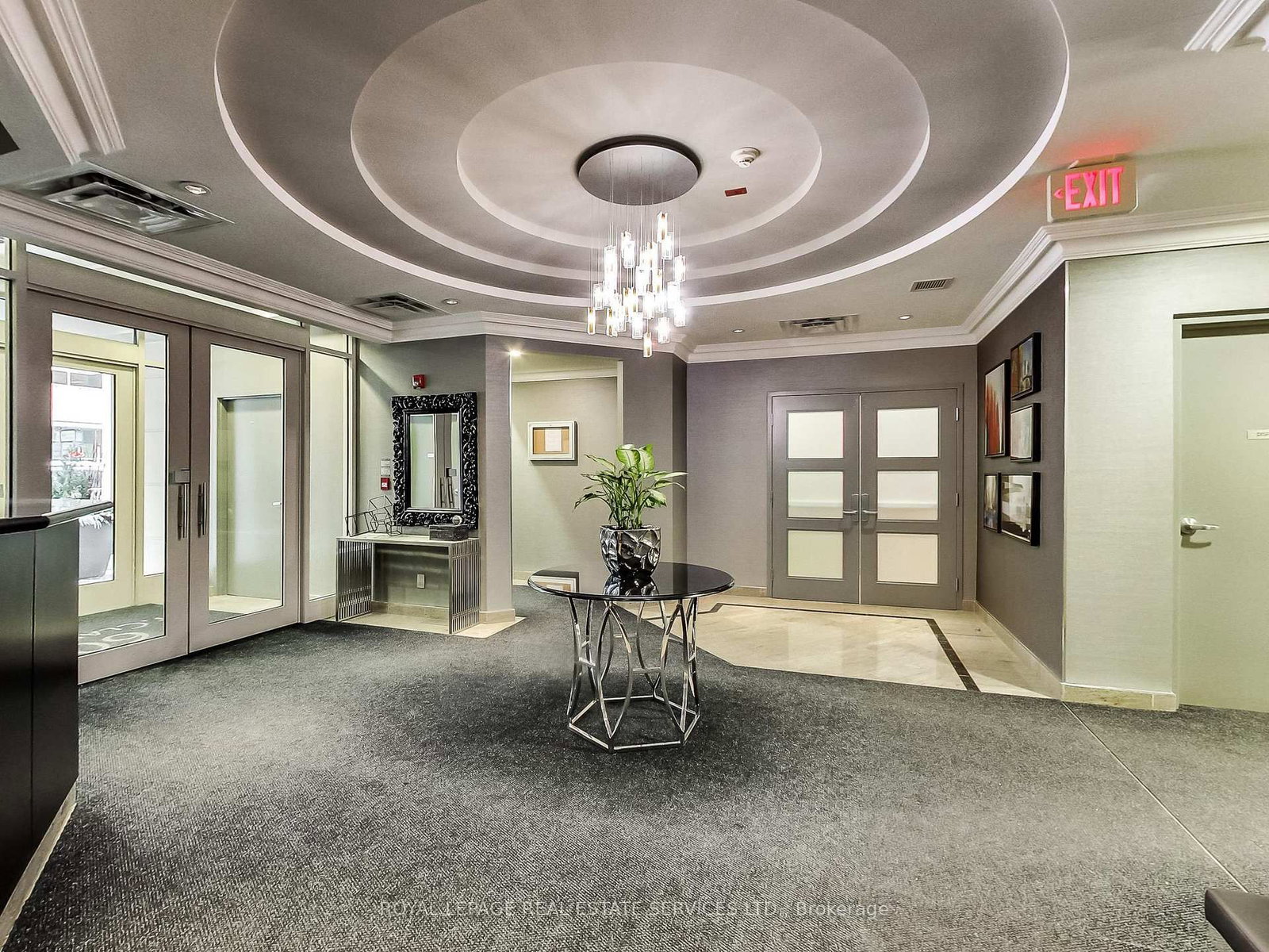 60 St Clair Avenue W, Unit 804 - Photo 12