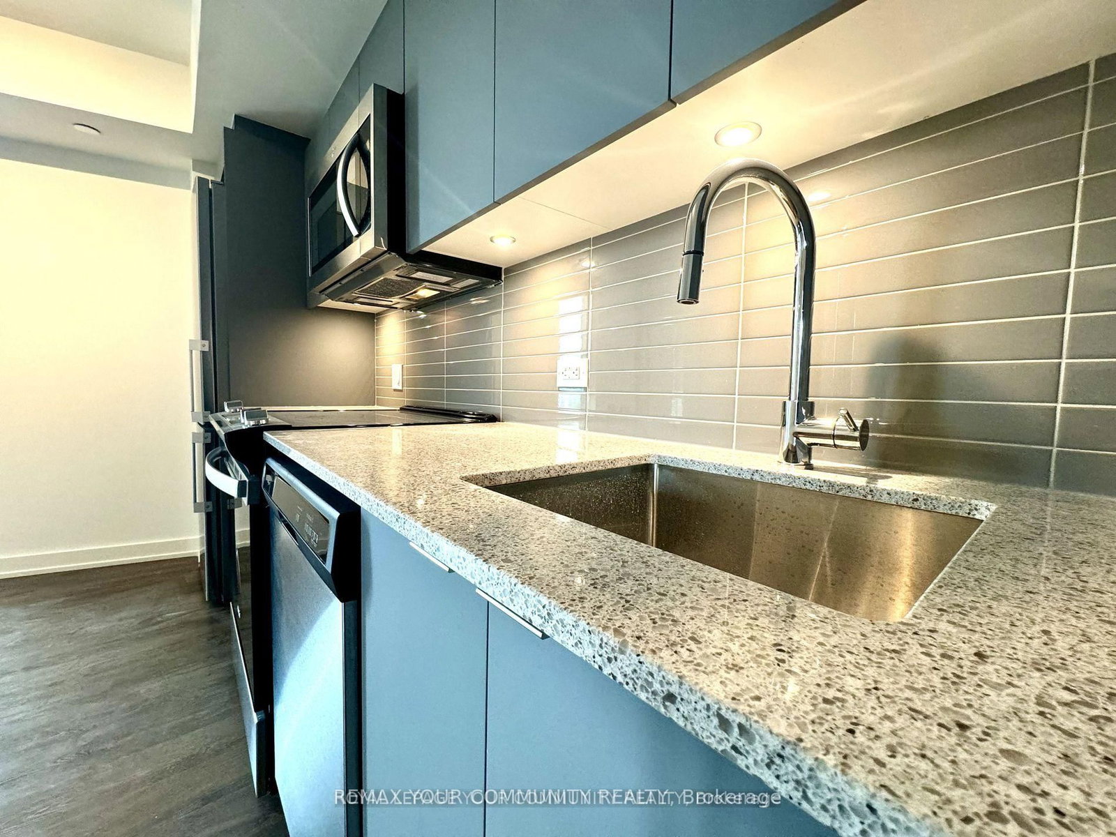 Condo for lease at 223-30 Tretti Way, Toronto, Ontario, M3H 0E3 - Clanton Park - MLS: C12901130