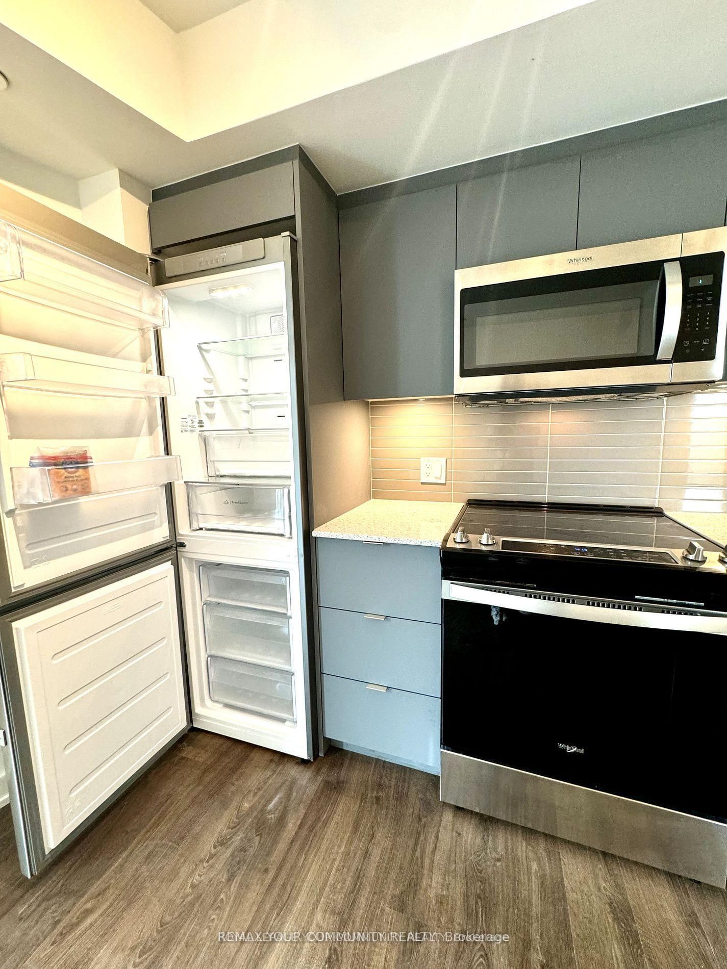 Condo for lease at 223-30 Tretti Way, Toronto, Ontario, M3H 0E3 - Clanton Park - MLS: C12901130