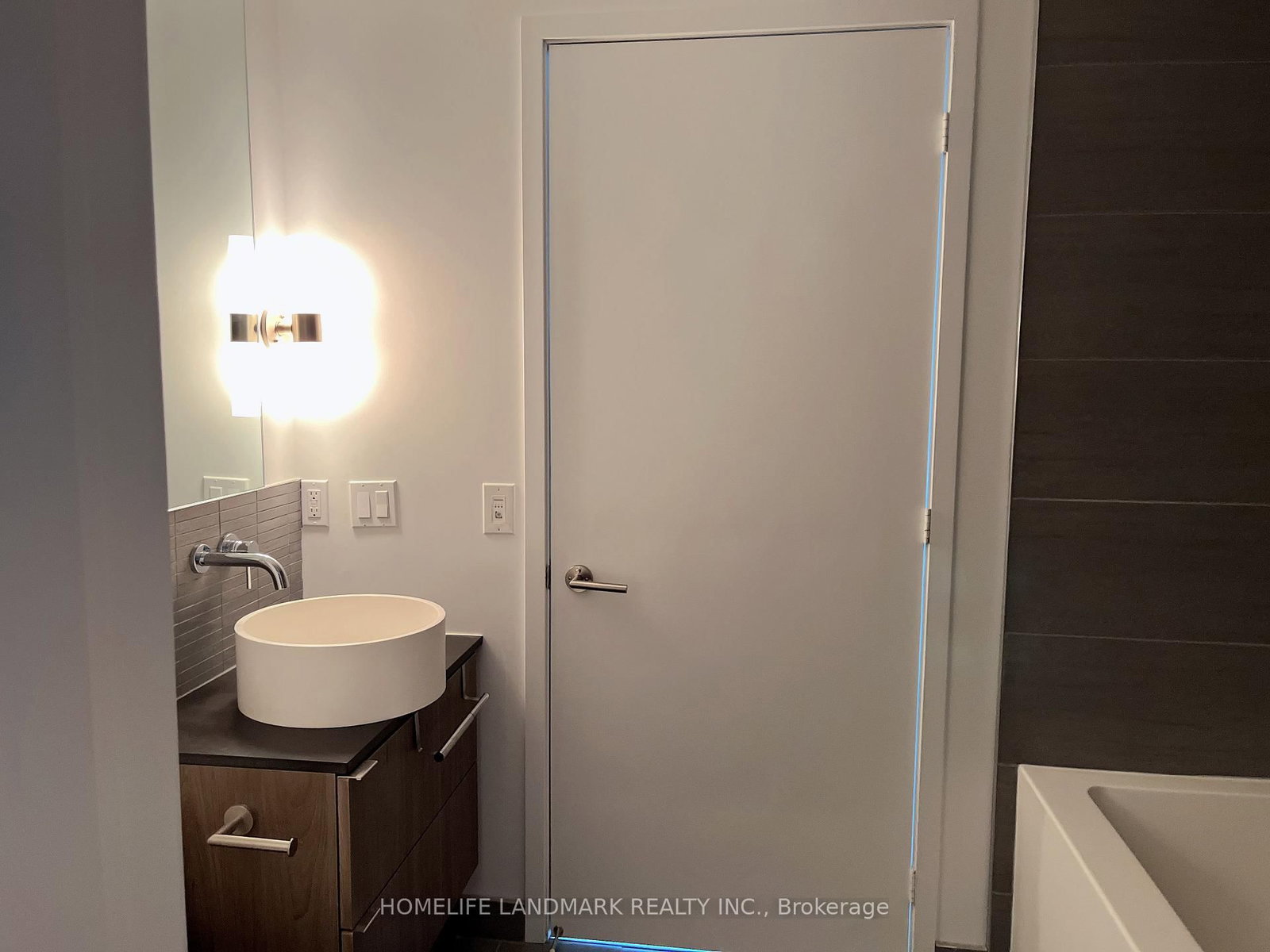 Condo for sale at 507-161 Roehampton Avenue, Toronto, Ontario, M4P 1P9 - Mount Pleasant West - MLS: C12901382