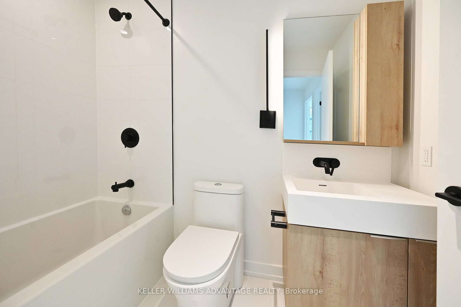 Condo for sale at 3004-117 Broadway Avenue, Toronto, Ontario, M4P 1V3 - Mount Pleasant West - MLS: C12901496