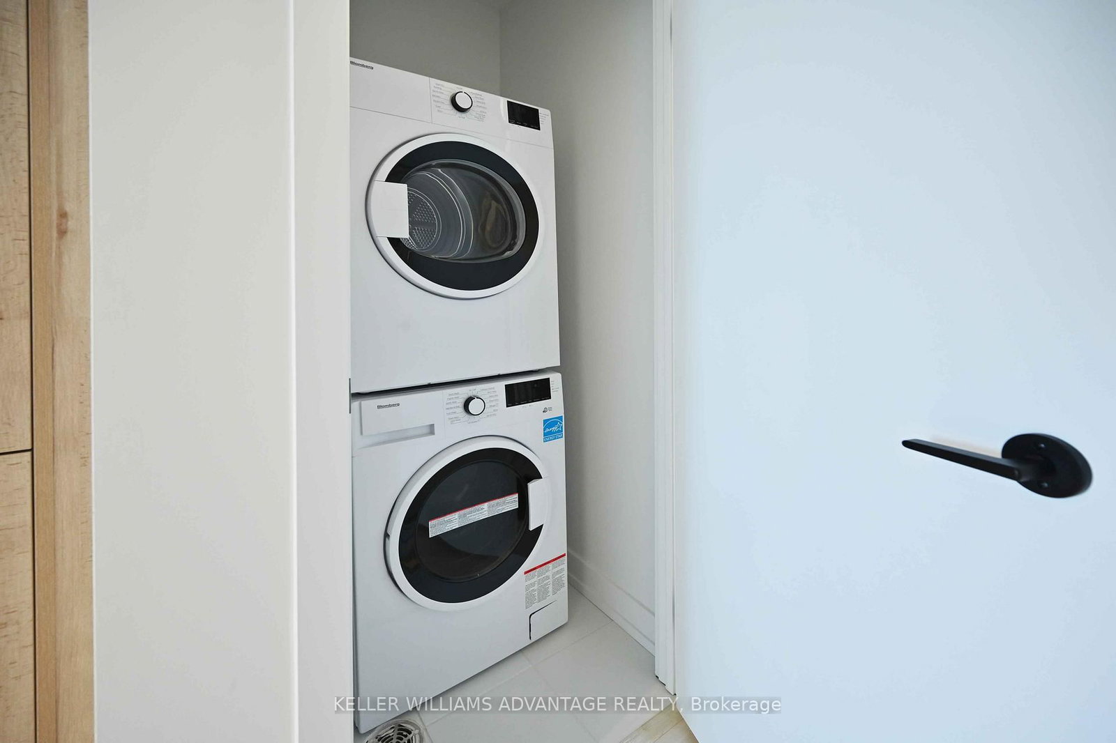 Condo for sale at 3004-117 Broadway Avenue, Toronto, Ontario, M4P 1V3 - Mount Pleasant West - MLS: C12901496