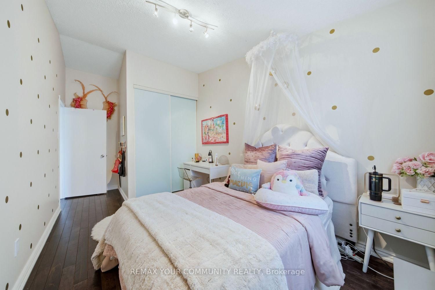 Townhouse for sale at 25 Cheryl Shepway Crescent, Toronto, Ontario, M2J 4R5 - Don Valley Village - MLS: C12901626