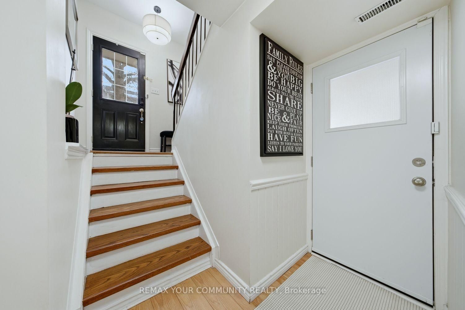 Townhouse for sale at 25 Cheryl Shepway Crescent, Toronto, Ontario, M2J 4R5 - Don Valley Village - MLS: C12901626