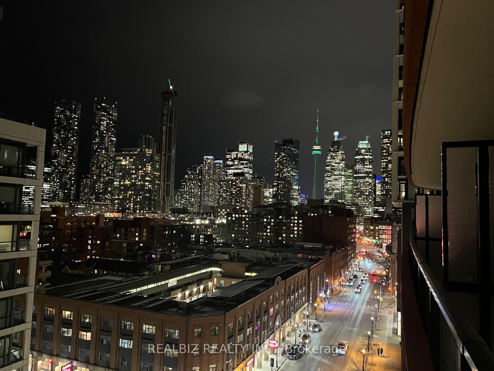 180 Front Street E, Unit 1010 - Photo 18